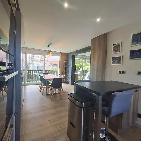 Apartment Spacieux A Avec Vue Sur Lac, 3 Chambres, Wi-fi Et Parking - Fr-1-589-761