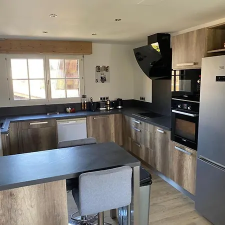 Spacieux à Avec Vue Sur Lac, 3 Chambres, Wi-fi Et Parking - Fr-1-589-761 Appartement Gérardmer